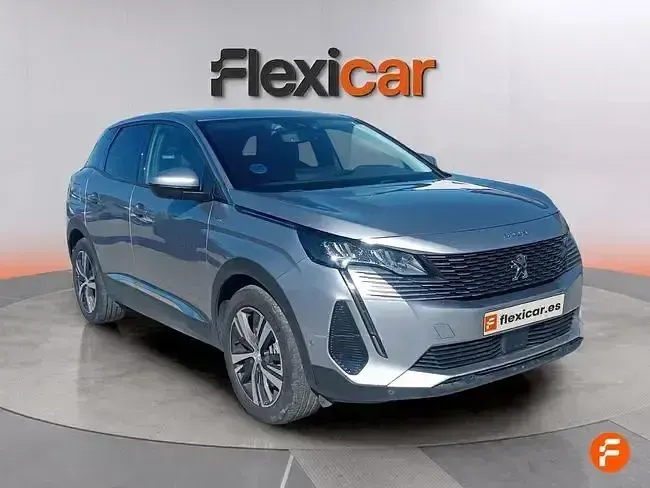Usado Peugeot 3008 Allure 225 CV (165 kW) 2022 Gris SUV