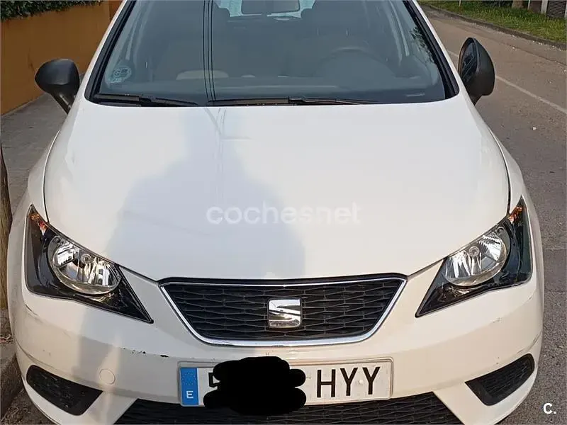 Usado Seat Ibiza Style 85 CV (62 kW) 2014 Blanco Berlina