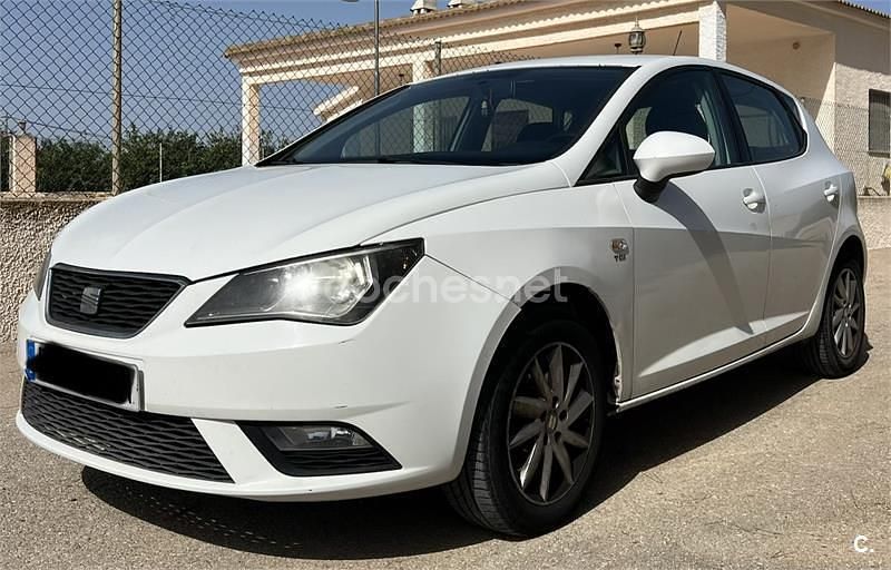 Usado Seat Ibiza Style 105 CV (77 kW) 2012 Blanco Berlina
