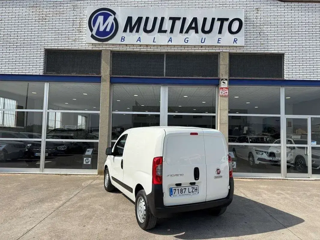 Usado Fiat Fiorino 95 CV (69 kW) 2022 Blanco Monovolumen