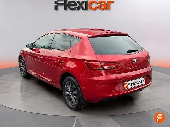 Usado Seat Leon Style 115 HP (84 kW) 2019 Vermelho