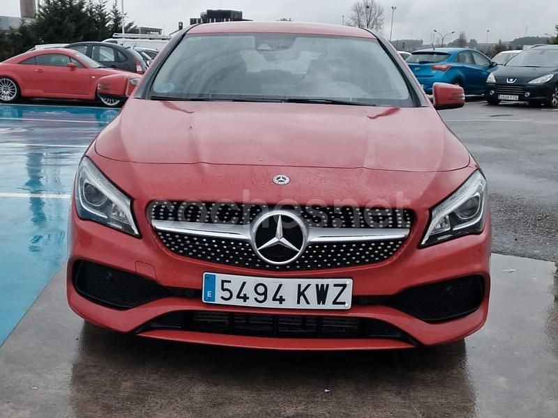 Usado Mercedes CLA200 150 CV (110 kW) 2019 Rojo Berlina