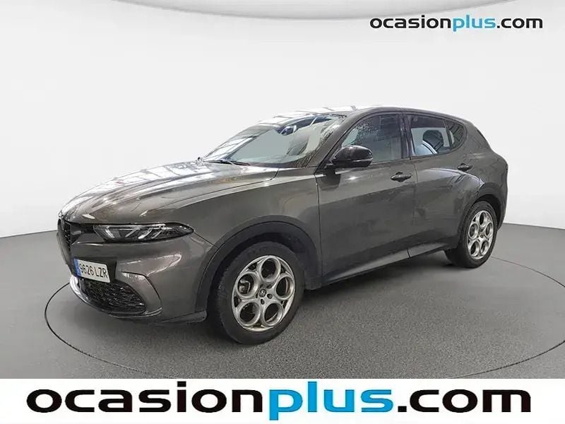 Gris Usado 2022 Alfa Romeo Tonale Sprint SUV | 22.546 € (Precio justo) - Imagen 1/4