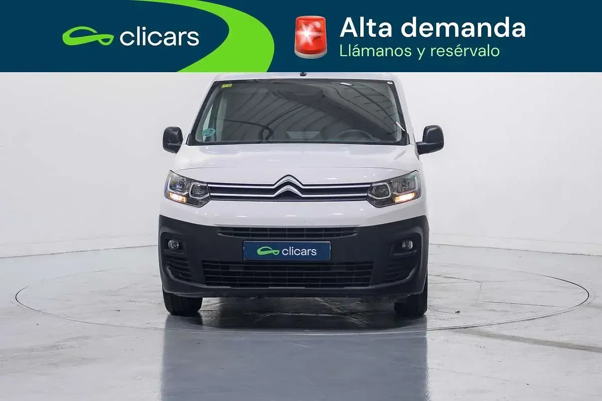 Usado Citroën Berlingo 102 CV (75 kW) 2022 Blanco Monovolumen