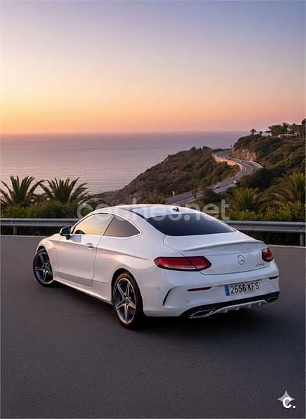 Usado Mercedes C220 170 CV (125 kW) 2017 Blanco Coupe