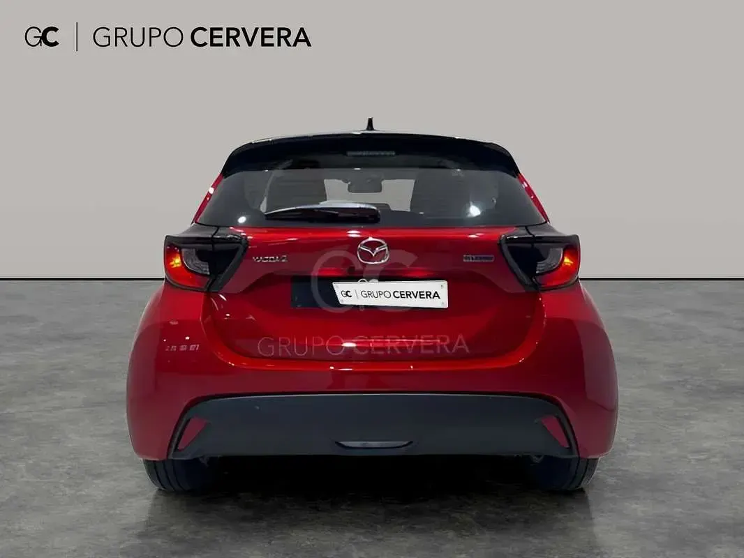 Nuevo Mazda 2 Center-Line 116 CV (85 kW) 2026 Rojo Utilitario