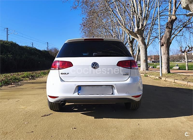 Usado VW Golf VII Business 110 CV (80 kW) 2017 Blanco Berlina