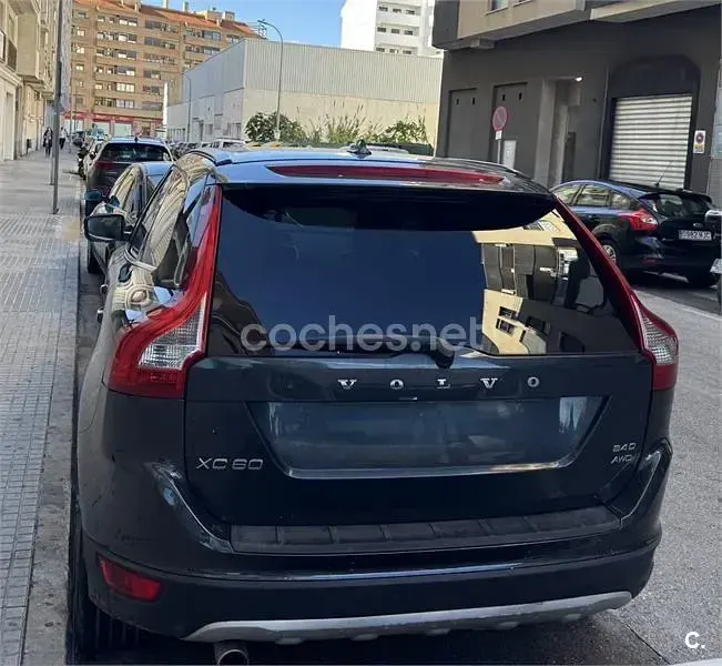 Usado Volvo XC60 Summum 163 CV (119 kW) 2009 Negro SUV