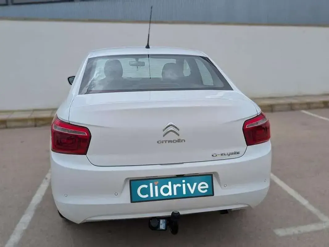 Usado Citroën C-Elysee I Shine 102 CV (75 kW) 2019 Blanco Berlina