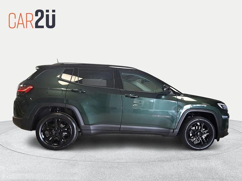 Nuevo Jeep Compass North 130 CV (95 kW) 2025 Verde SUV