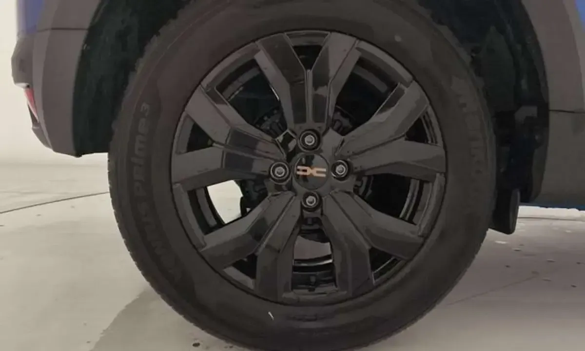Usado Dacia Sandero Extreme 101 CV (74 kW) 2025 Azul Utilitario