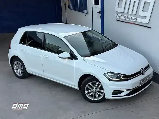 Usado VW Golf VII Advance 116 CV (85 kW) 2018 Blanco Utilitario
