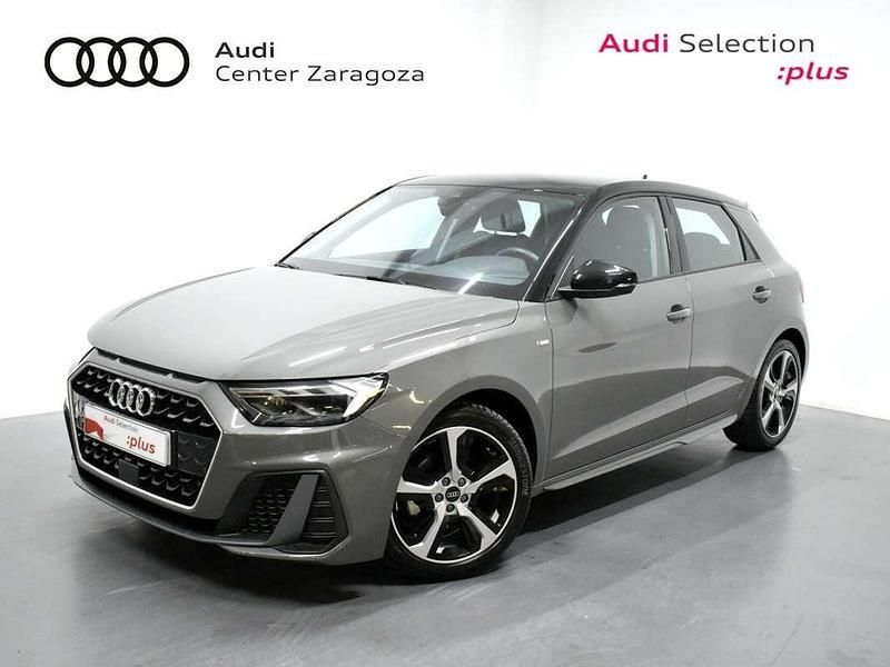 Gris Usado 2023 Audi A1 Sportback Utilitario | 25.950 € (Un poco caro) - Imagen 1/4