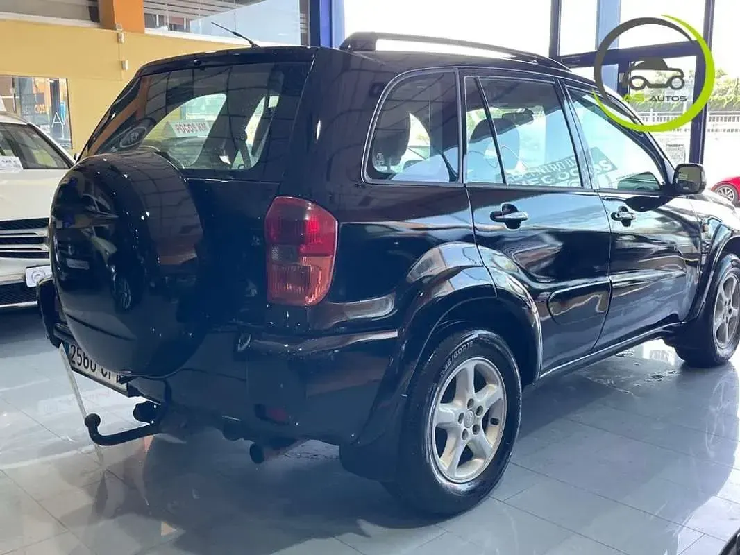 Usado Toyota RAV4 Luna 116 CV (85 kW) 2003 Negro SUV