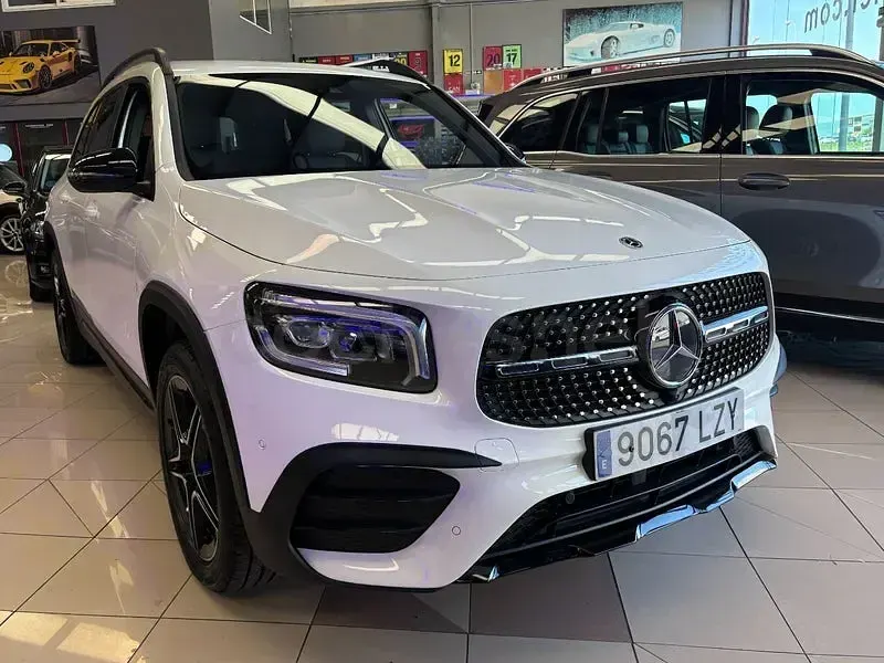 Usado Mercedes GLB200 150 CV (110 kW) 2022 Blanco SUV