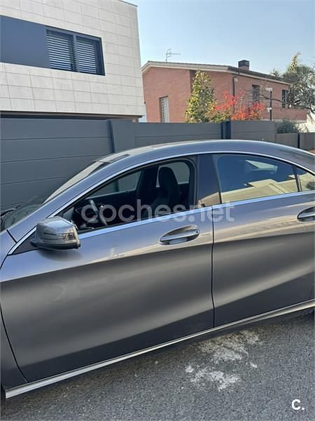Usado Mercedes CLA200 136 CV (100 kW) 2016 Gris / plata Berlina
