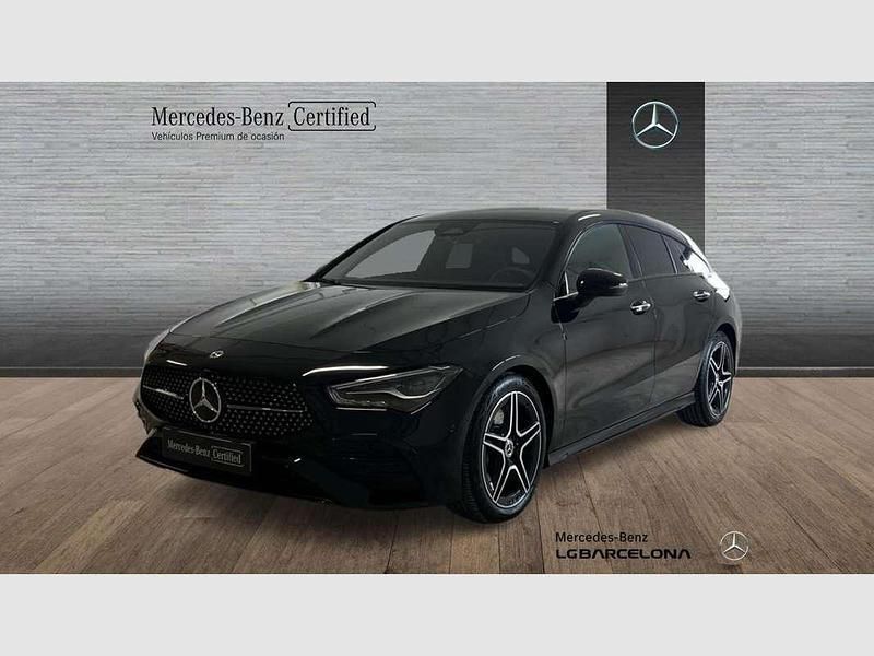 Negro Usado 2024 Mercedes CLA200 Shooting Brake Familiar | 37.990 € (Precio justo) - Imagen 1/4