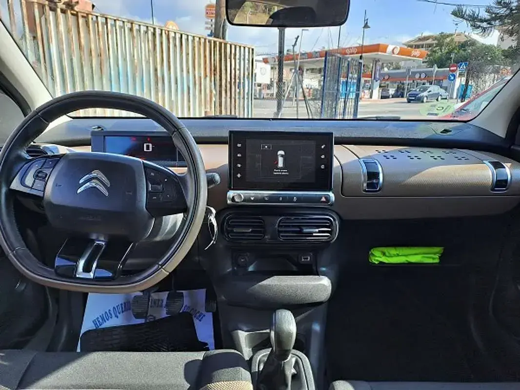 Usado Citroën C4 Cactus Feel 82 CV (60 kW) 2014 Marrón Utilitario