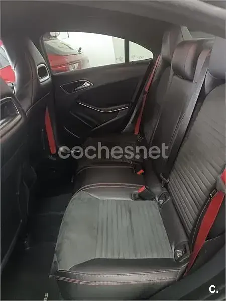 Usado Mercedes CLA45 AMG 381 CV (280 kW) 2016 Negro Coupe