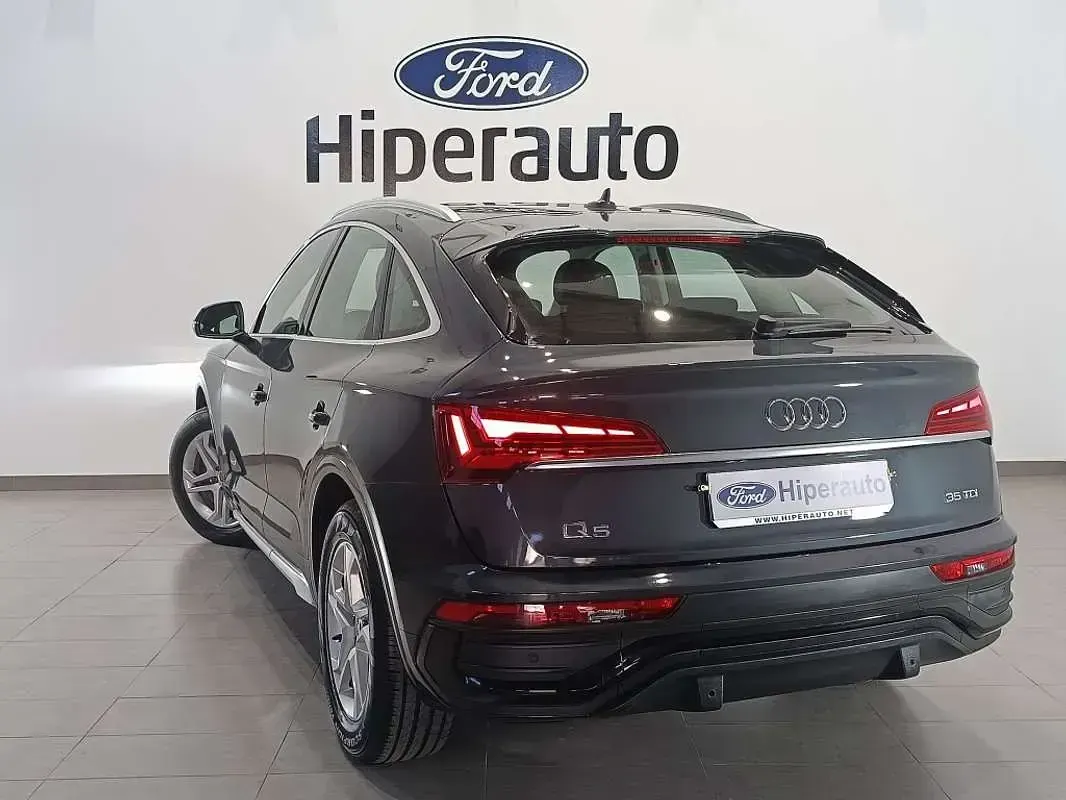Usado Audi Q5 Sportback Advanced 163 CV (119 kW) 2023 Gris SUV