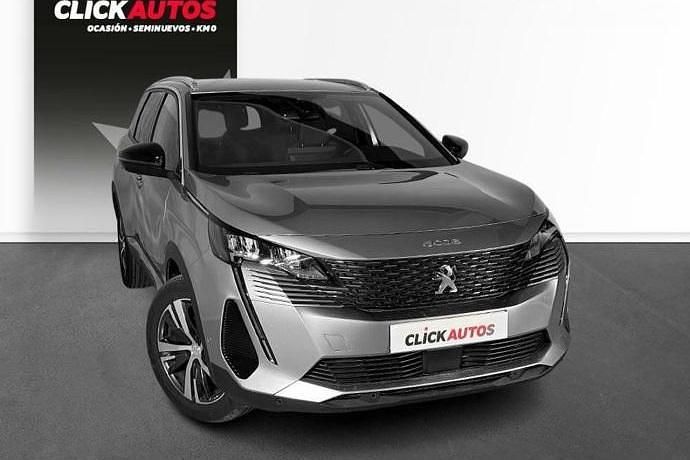 Usado Peugeot 5008 Allure 130 CV (95 kW) 2023 Negro Monovolumen