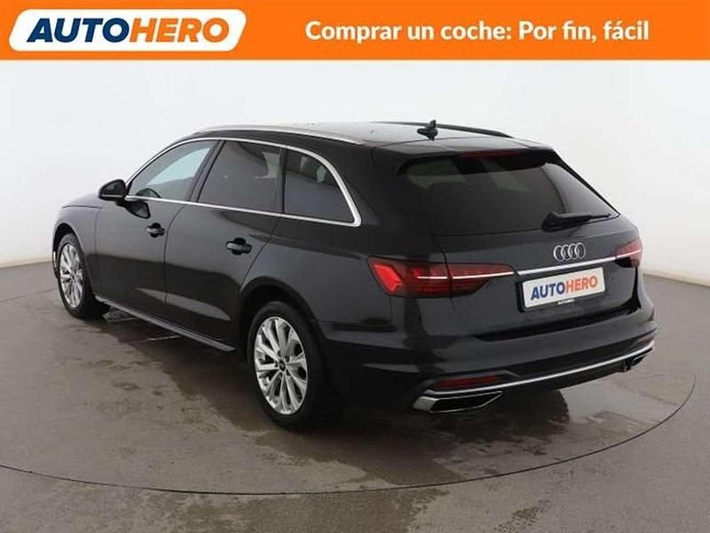 Begagnad Audi A4 Advanced 163 HK (119 kW) 2022 Svart Kombi