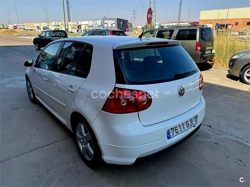 Usado VW Golf VI GT 122 CV (89 kW) 2008 Blanco Utilitario