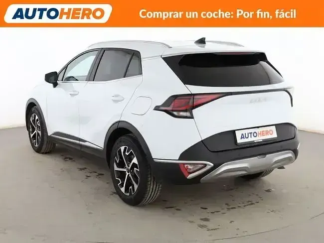 Usado Kia Sportage Vision 150 CV (110 kW) 2023 Blanco SUV