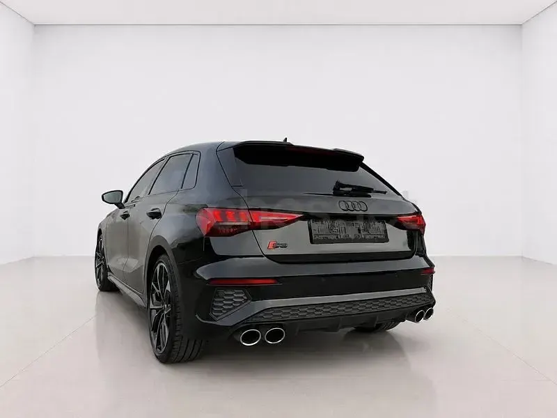 Usado Audi A3 S-Line 310 CV (228 kW) 2023 Negro Berlina