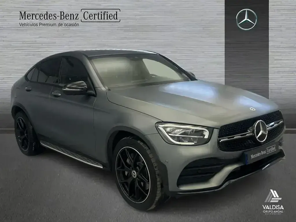 Usado Mercedes GLC300 AMG line 245 CV (180 kW) 2022 Gris SUV