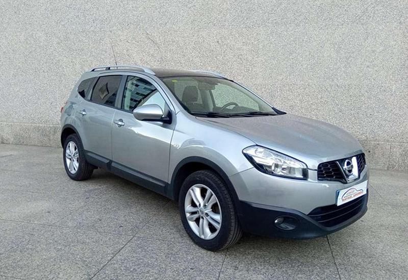 Usado Nissan Qashqai Tekna 110 CV (80 kW) 2011 Plateado SUV