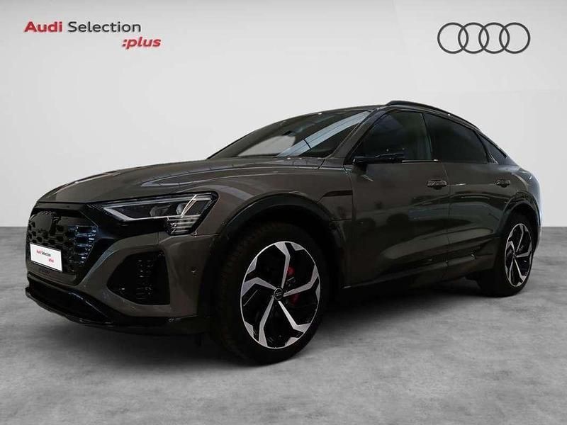Gris Usado 2023 Audi Q8 e-tron S-Line SUV | 66.990 € - Imagen 1/4
