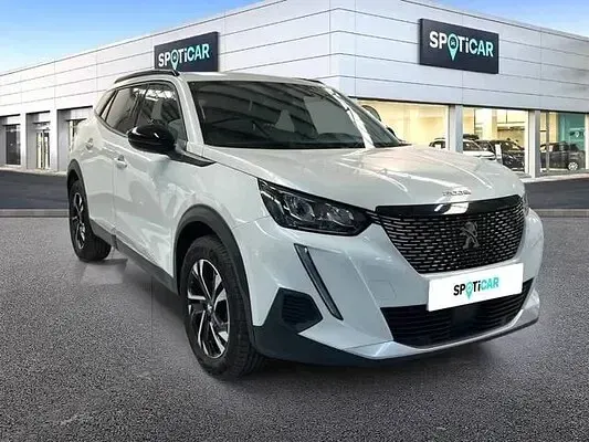 Usado Peugeot 2008 Allure 100 CV (73 kW) 2022 SUV