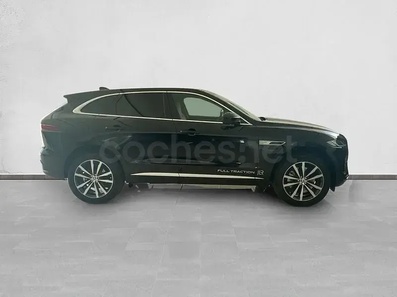 Usado Jaguar F-Pace R-Dynamic 404 CV (297 kW) 2024 Negro SUV