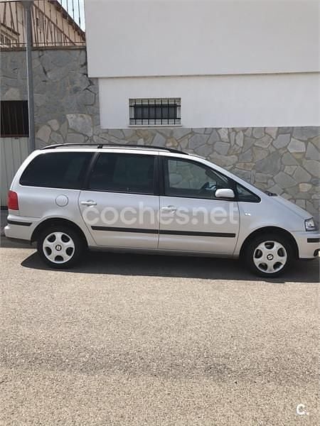 Gris / plata Usado 2002 Seat Alhambra Stella Monovolumen | 3500 € (Precio justo) - Imagen 1/1
