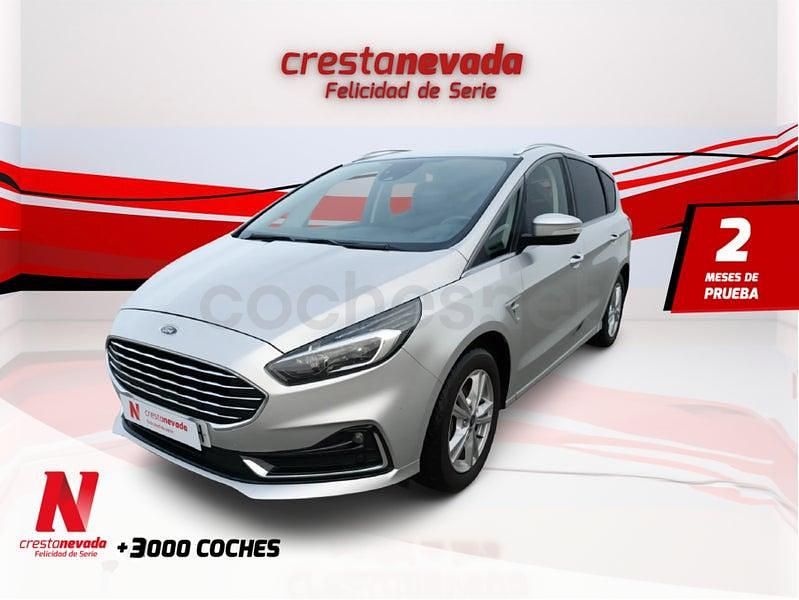 Usado Ford S-MAX Titanium 190 CV (139 kW) 2022 Gris / plata Monovolumen