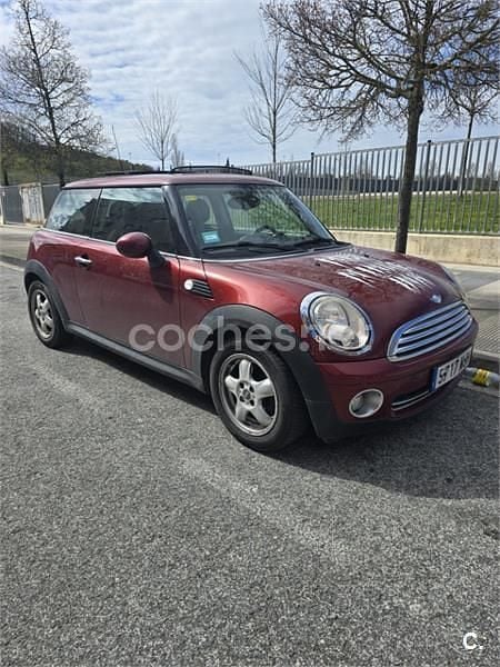 Usado Mini Cooper 120 CV (88 kW) 2008 Rojo Utilitario