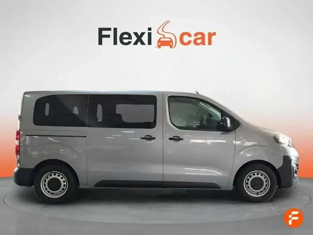 Usado Peugeot Expert 150 CV (110 kW) 2020 Gris Van