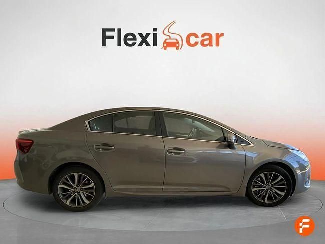 Usado Toyota Avensis Business Edition 143 CV (105 kW) 2017 Gris Berlina
