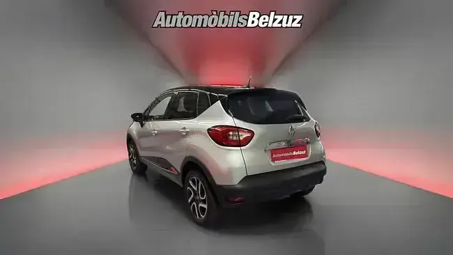 Usado Renault Captur Life 90 CV (66 kW) 2017 Gris SUV