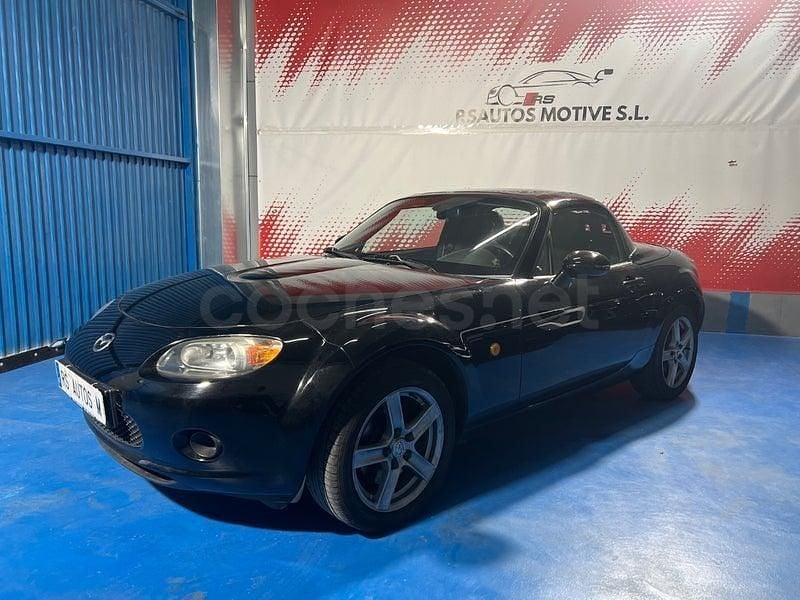 Usado Mazda MX5 Active 126 CV (92 kW) 2007 Negro Descapotable