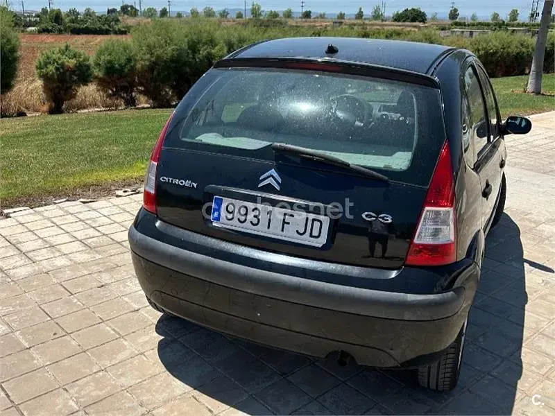 Usado Citroën C3 61 CV (44 kW) 2006 Negro Berlina