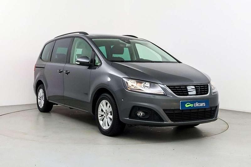 Usado Seat Alhambra Style 150 CV (110 kW) 2022 Gris Monovolumen