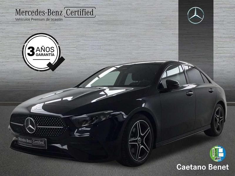 Negro Usado 2024 Mercedes A180 Berlina | 34.950 € (Caro) - Imagen 1/4