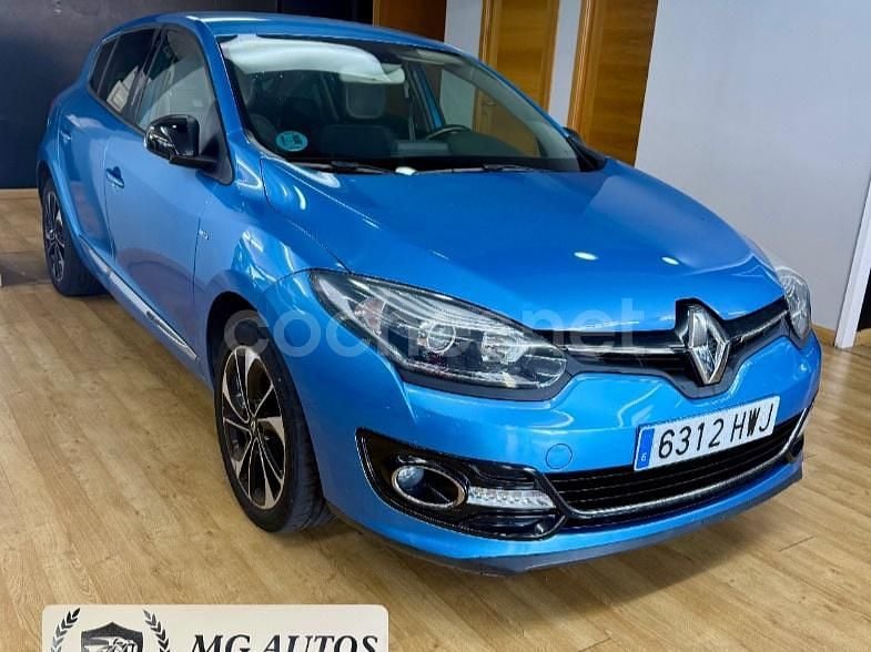 Azul Usado 2014 Renault Mégane III Bose Edition Berlina | 8400 € (Precio justo) - Imagen 1/4