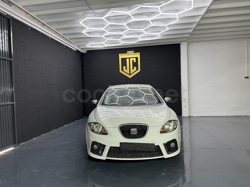 Usado Seat Leon FR 170 CV (125 kW) 2009 Blanco Utilitario