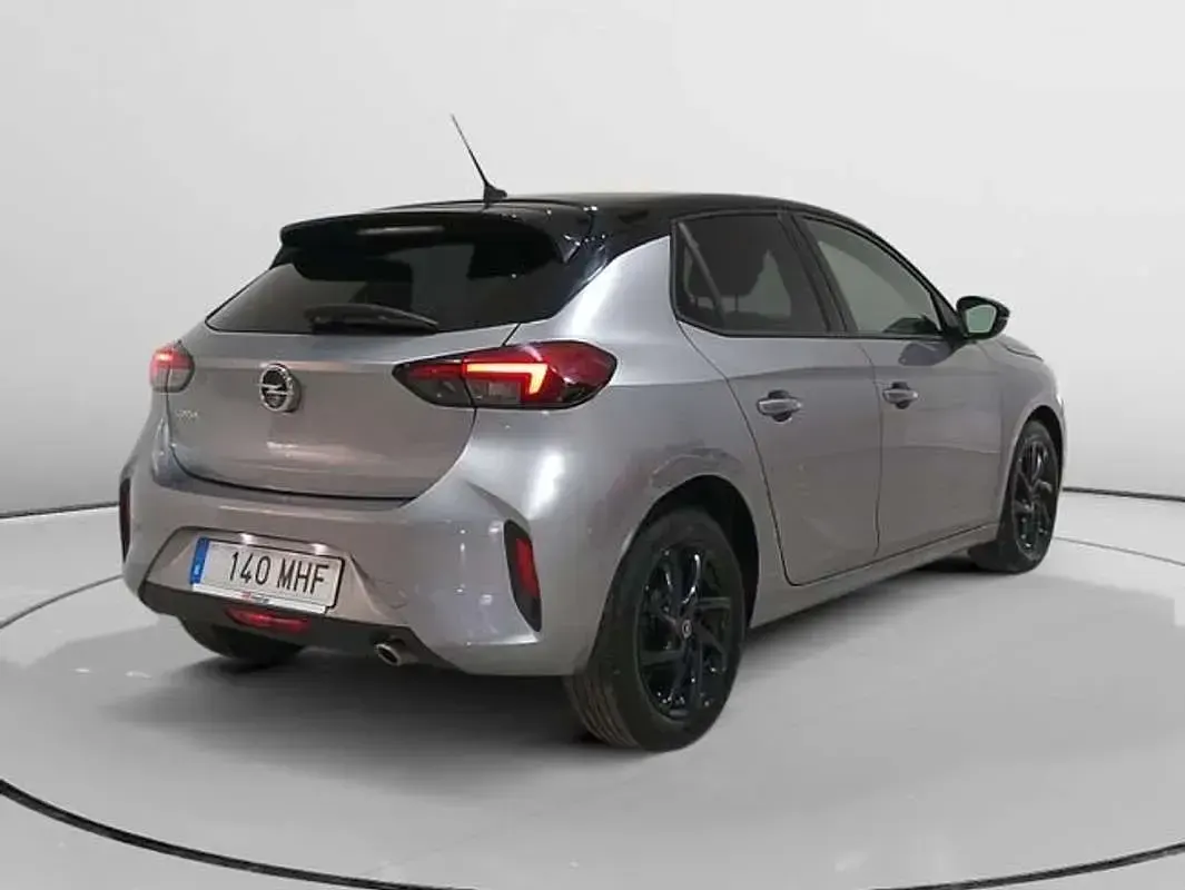 Usado Opel Corsa 101 CV (74 kW) 2023 Gris Utilitario