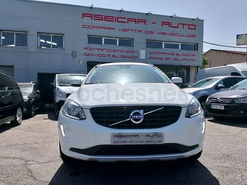 Usado Volvo XC60 Kinetic 136 CV (100 kW) 2015 Blanco SUV
