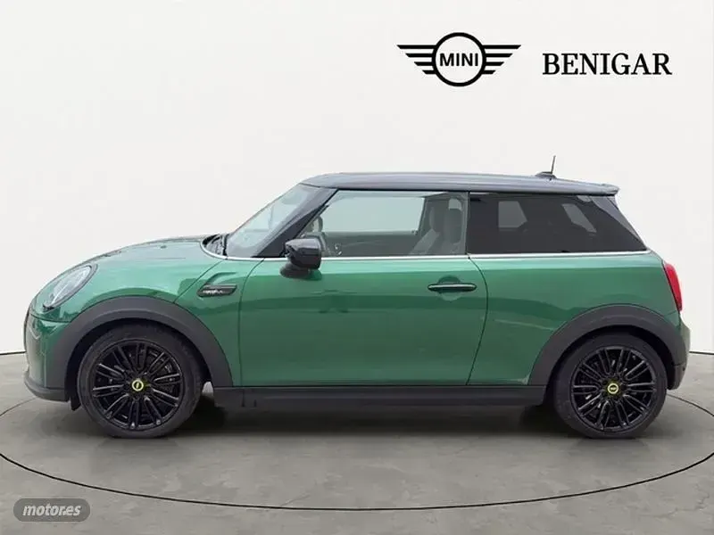 Usado Mini Cooper SE 135 kW (184 CV) 2022 Verde Utilitario