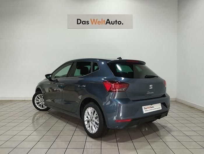 Usado Seat Ibiza 115 CV (84 kW) 2025 Gris Utilitario